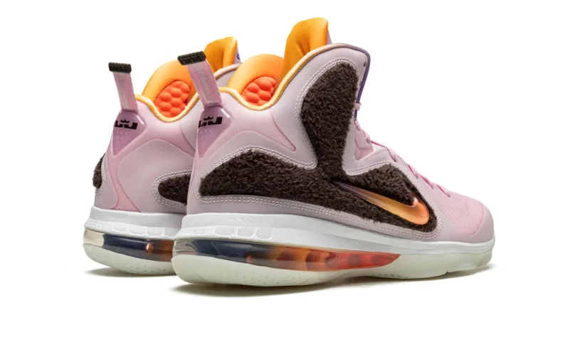 Nike Basketball LeBron 9 'King of LA (2022)' 