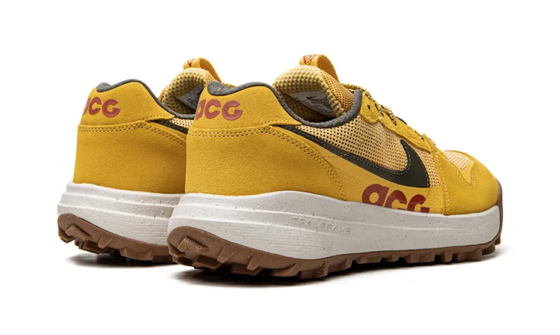 Nike Basketball Lowcate 'Solar Flare' 