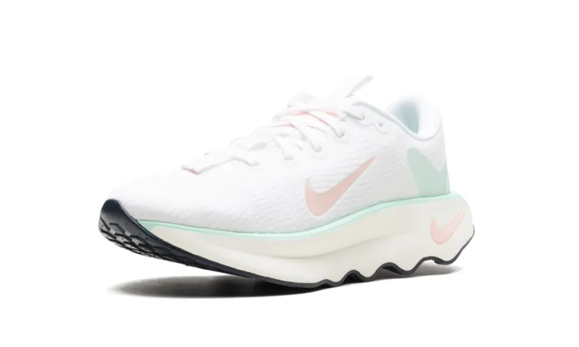 Nike Lifestyle Motiva WMNS 'White Mint Foam Sail Sunset Tint' 