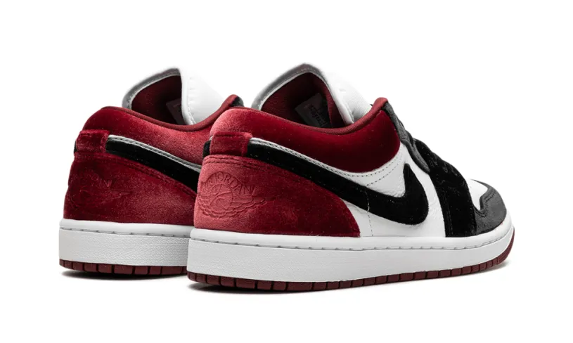 Air Jordan 1 Jordan 1 Low SE WMNS 'Velvet Black Toe' 