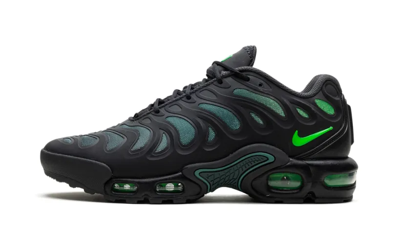 Nike Air Max Air Max Plus Drift 'Black Volt' 