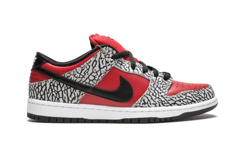 Nike SB SB Dunk Low Premium 'Supreme - Red Cement' 