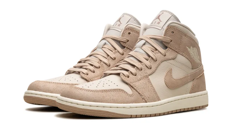 Air Jordan 1 AIR JORDAN 1 MID SE WMNS 'Legend Light Brown'