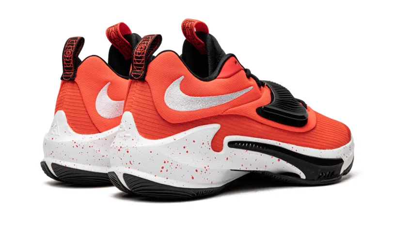 Nike Basketball Zoom Freak 3 TB 