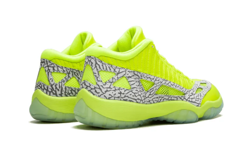 Air Jordan 11 Air Jordan 11 Retro Low IE 