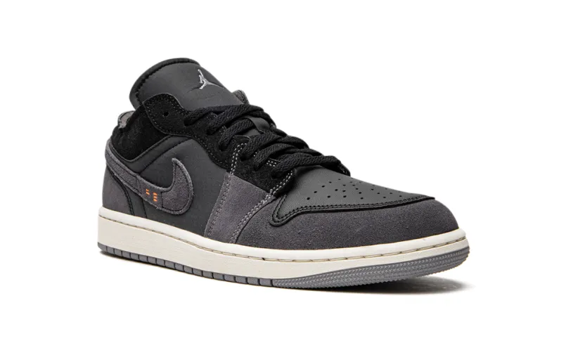Air Jordan 1 Air Jordan 1 Low SE Craft 'Inside Out - Black' 