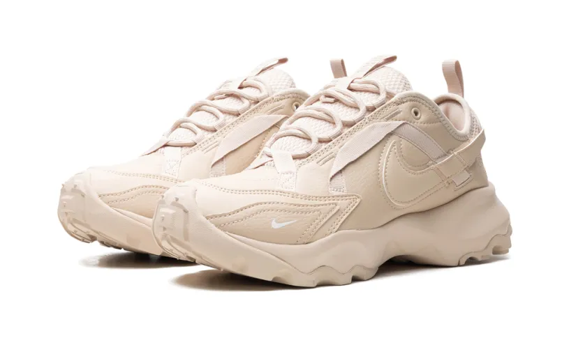 Nike Lifestyle TC 7900 Wmns 'Sand Drift'