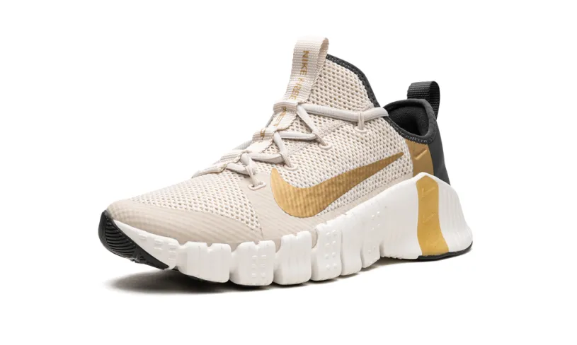 Nike Lifestyle FREE METCON 3 WMNS 'Light Orewood Brown' 