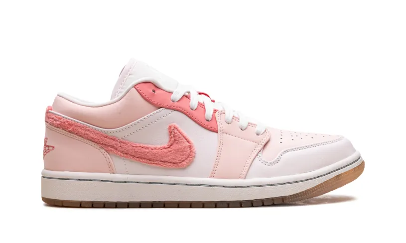 Air Jordan 1 Jordan 1 Low SE WMNS 'Mighty Swooshers Pink' 