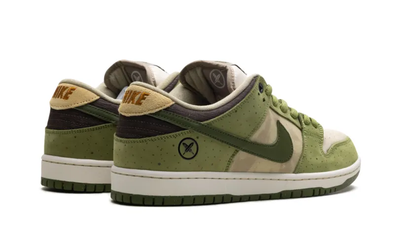SB Dunk Low 'Yuto Horigome - Matcha' 