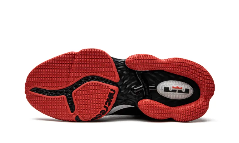Nike Basketball LeBron 19 Low 'Bred' 