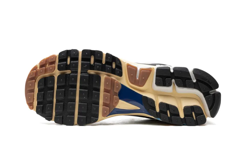 Nike Lifestyle Zoom Vomero 5 WMNS 'Design By Japan' 