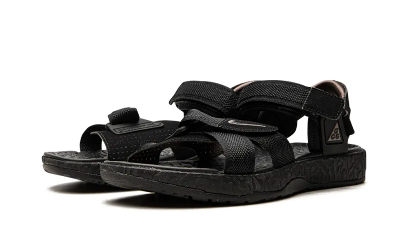 Nike Basketball ACG Air Deschutz 'Black'