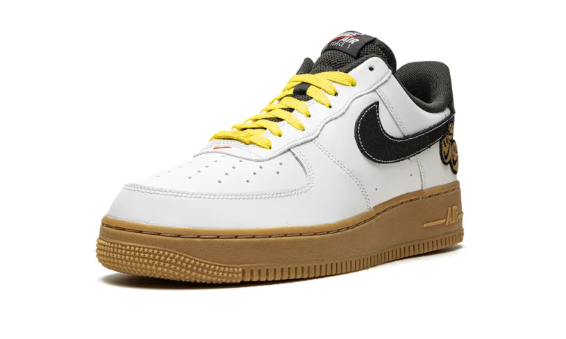Nike Lifestyle Air Force 1 Low '07 LV8 'Go The Extra The Smile' 
