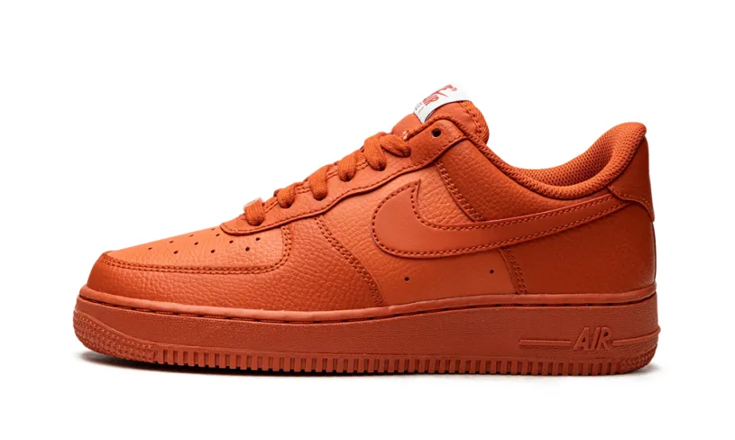 Nike Lifestyle AIR FORCE 1 '07 MNS WMNS 'Triple Orange'