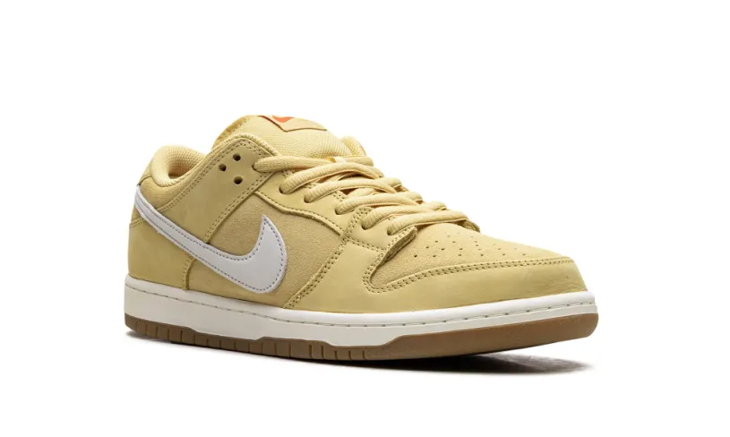 SB Dunk Low 'Saturn Gold' 