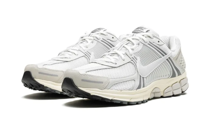 Nike Lifestyle Zoom Vomero 5 'Platinum Tint' 