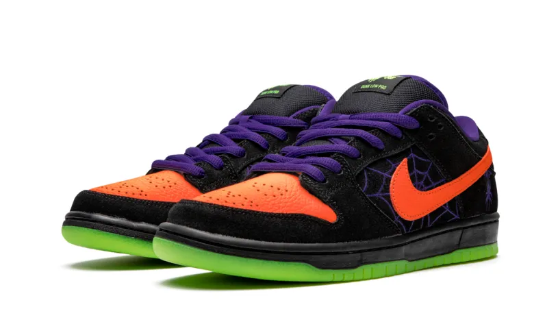 Nike Dunk SB Dunk Low 'Night of Mischief' 