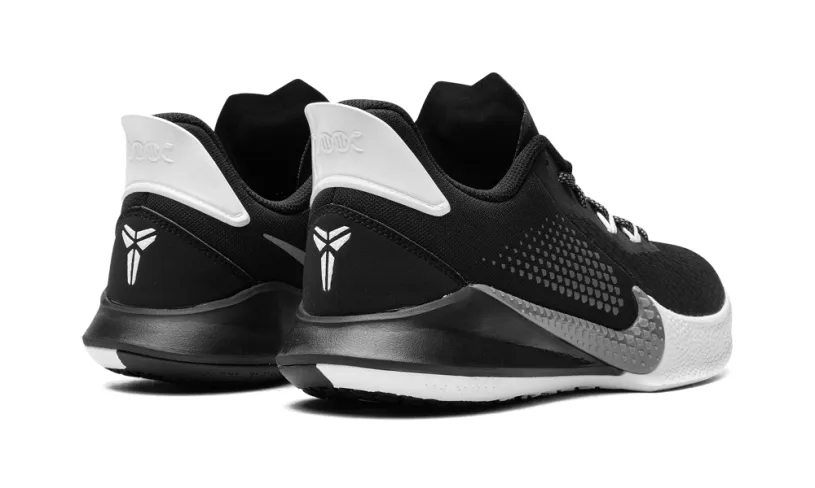 Nike Basketball Mamba Fury 