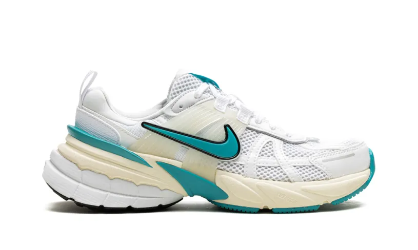 Nike Lifestyle V2K Run WMNS 'Dusty Cactus' 