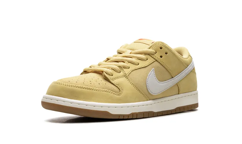 SB Dunk Low 'Saturn Gold' 