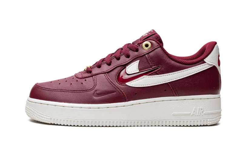 Nike Lifestyle AIR FORCE 1 LO WMNS 'Logo Pack - Deep Red' 