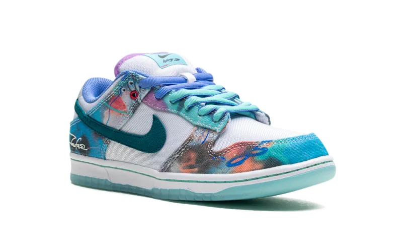 Nike SB Dunk Low SB 'Futura Laboratories - Bleached Aqua' 