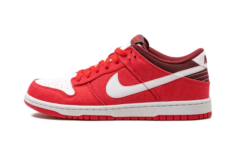 Nike Dunk Dunk Low 'Hyper Red'