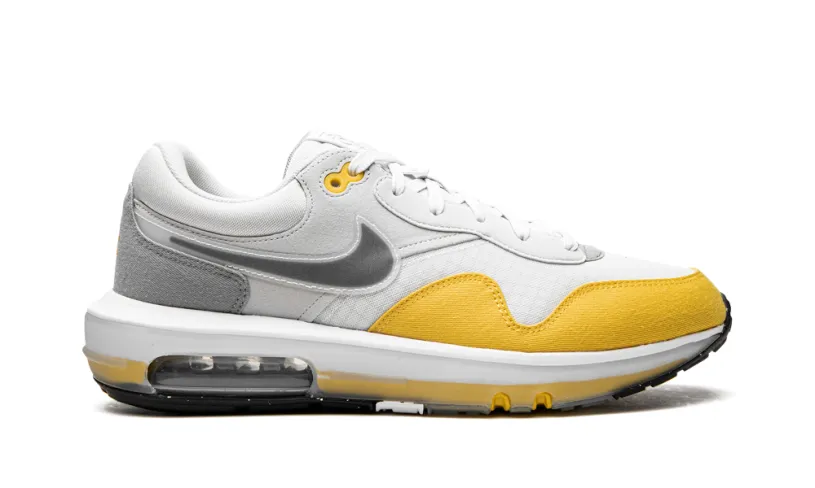 Nike Lifestyle Air Max Motif 'Photon Dust   Yellow' 