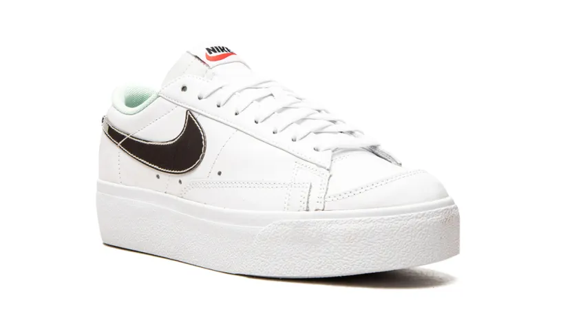 Nike Lifestyle BLAZER LO PLATFORM WMNS 