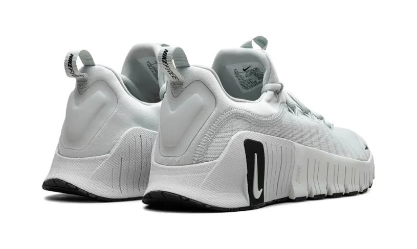 Nike Lifestyle Free Metcon 6 WMNS 'Light Silver Black'