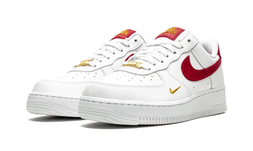 Nike Lifestyle AIR FORCE 1 LO ESSENTIAL MNS WMNS 'White   Gym Red' 