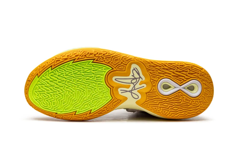 Nike Basketball Kyrie Infinity 