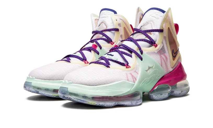 Nike Basketball LeBron 19 'Valentine's Day'