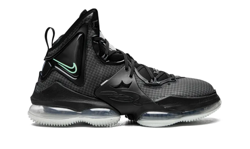 Nike Basketball LeBron XIX 'Green Glow'
