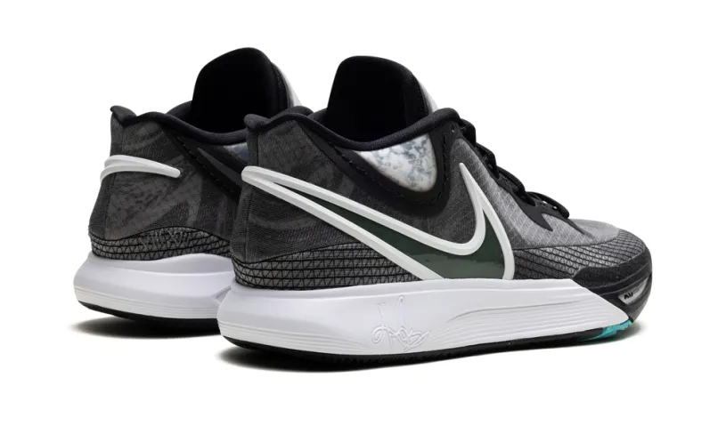 Nike Basketball Kyrie 8 'Light Menta' 