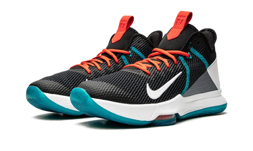Nike Basketball Witness IV 'Red Carpet'