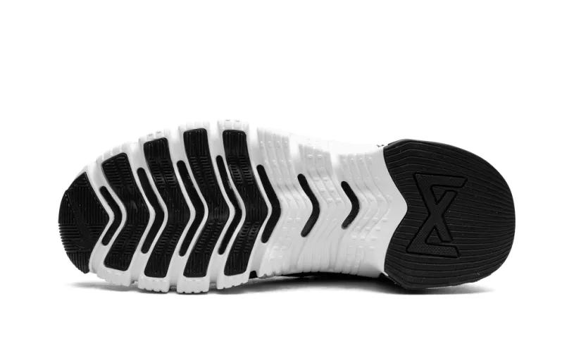 Nike Lifestyle FREE METCON 4 WMNS 'Black-White Metcon 4' 