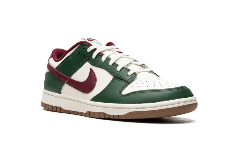 Nike Dunk Dunk Low Retro 'Gorge Green Team Red'