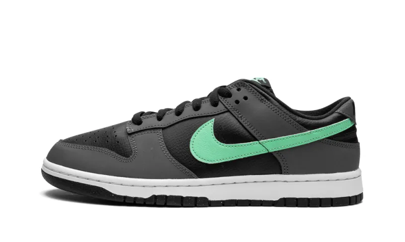 Nike Dunk Dunk Low Retro 'Black / Green Glow'