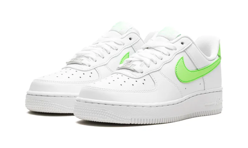 Nike Lifestyle AIR FORCE 1 '07 WMNS 'LIME GREEN'