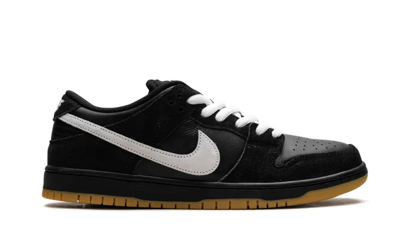 Dunk Low Pro SB 'Black White Gum' 