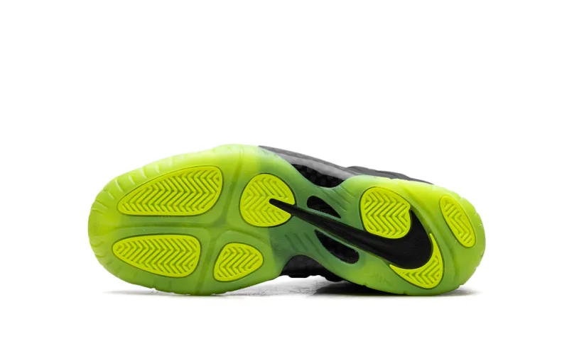 Nike Basketball Little Posite One GS 'Black Volt' 