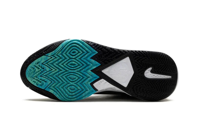 Nike Basketball Kyrie 8 'Light Menta' 