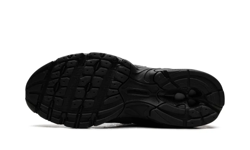 More New Balance 740 'Triple Black' 