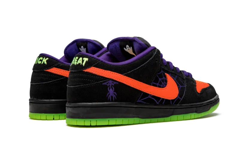 Nike Dunk SB Dunk Low 'Night of Mischief' 