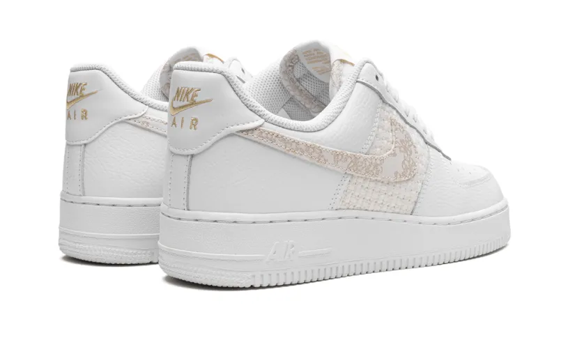 Nike Lifestyle AIR FORCE 1 '07 SE MNS WMNS 'Flower Swoosh' 