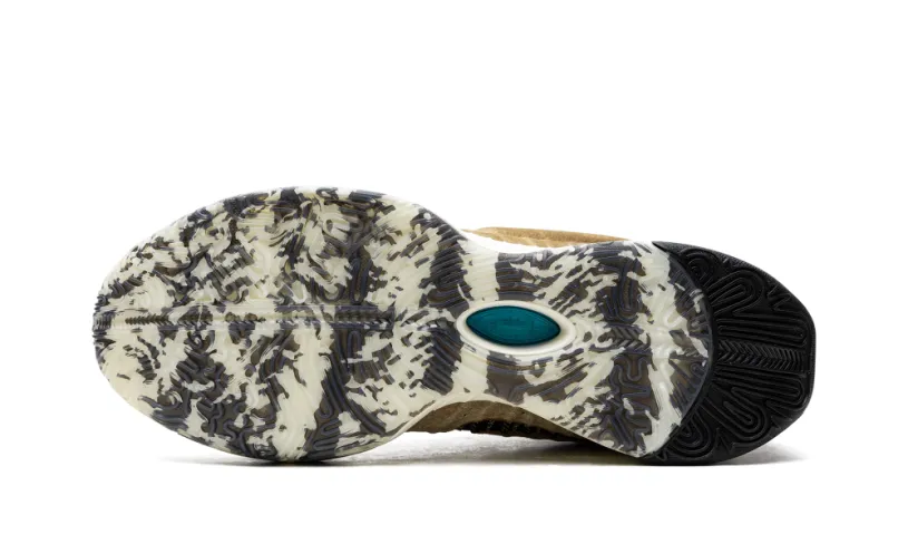 Nike Basketball LeBron 21 'The Shop - Metallic Gold' 