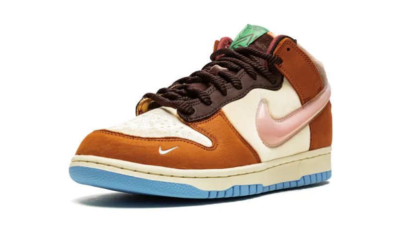Nike Dunk Dunk Mid 'Social Status - Chocolate Milk' 
