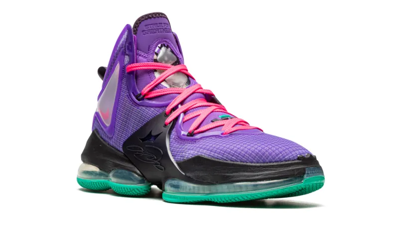 Nike Basketball LeBron 19 'DJ Bron' 